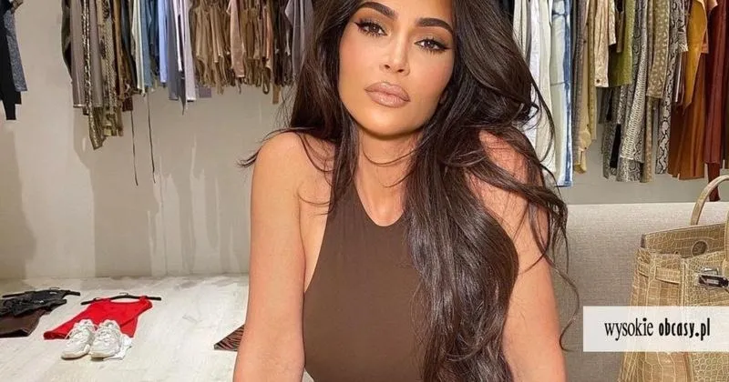 Kim Kardashian i jej niezastąpione AirPods – dlaczego nie rozstaje się z tymi słuchawkami?